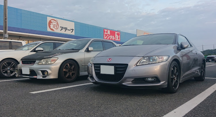 CR-Zのひさしぶりの投稿・塗装DIYに関するカスタム事例の投稿画像1枚目