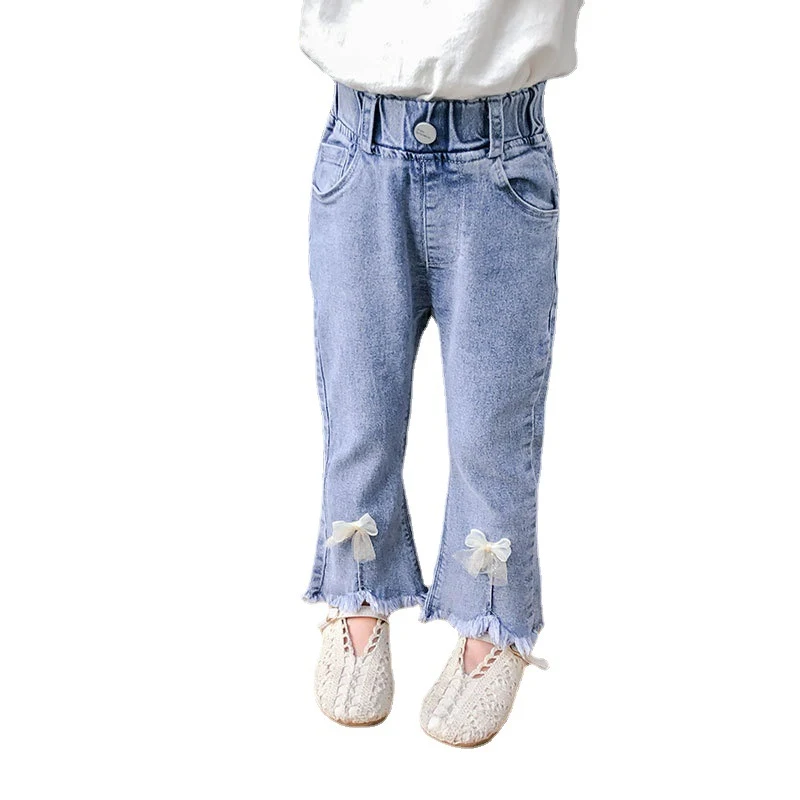 Koreaanse meisjeskleding flared broek, spijkerbroek met strik, elastisch, trendy voor kleine meisjes, comfortabel en modieus.