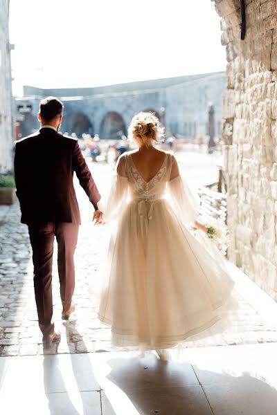 Fotógrafo de casamento Elena Zaschitina (photolenza). Foto de 25 de junho 2018