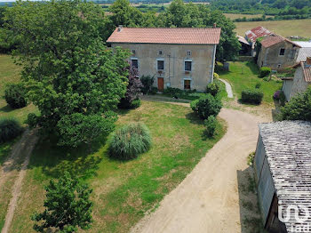 maison à Le Vigeant (86)