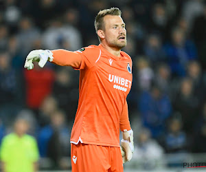 Simon Mignolet wijst naar scheidsrechter bij late tegengoal van Club Brugge tegen Besiktas