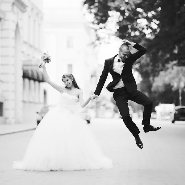 Wedding photographer Piotr Sienkiewicz (sinkevich). Photo of 26 March 2016