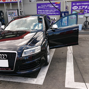 RS6 セダン