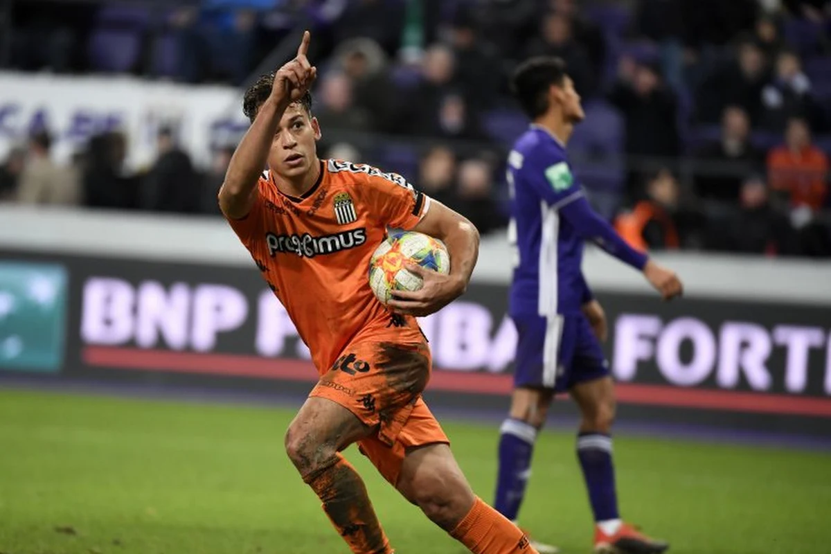 'Naast Anderlecht springen nog twee Belgische topclubs in de dans voor JPL-sensatie'