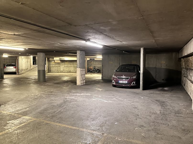 Vente parking   à Paris 16ème (75016), 28 000 €