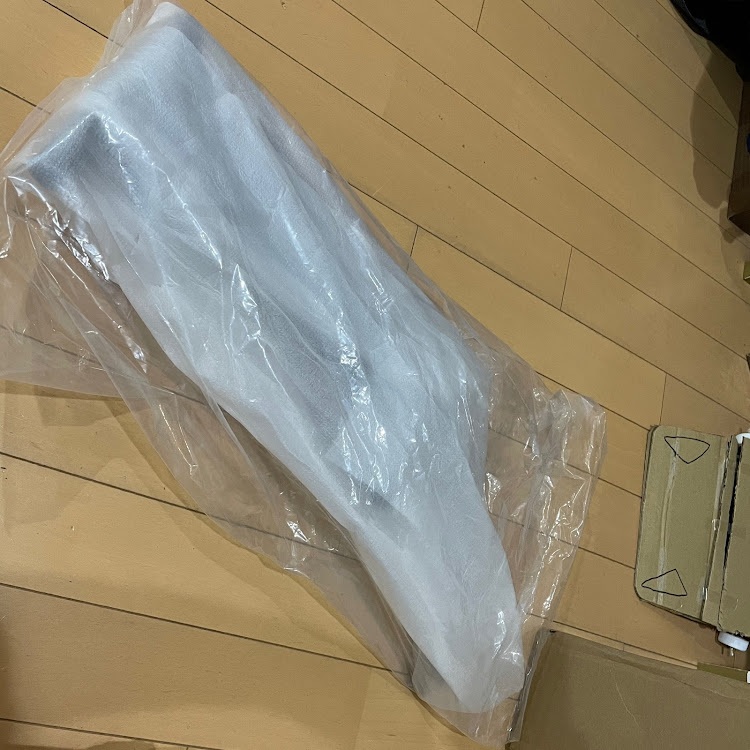 ヴォクシーの密林からのお届け物・DIYに関するカスタム事例の投稿画像1枚目