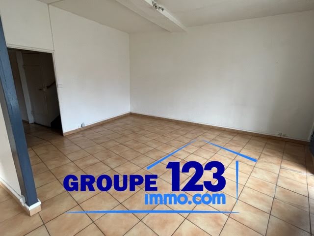 Vente maison 4 pièces 108 m² à Chemilly-sur-Yonne (89250), 108 900 €