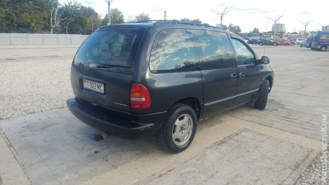 продам авто Chrysler Voyager Voyager II (GS) фото 3