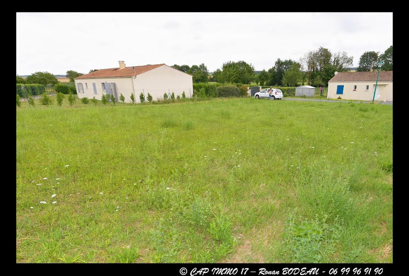  Vente Terrain à bâtir - à Saint-Jean-d'Angély (17400) 