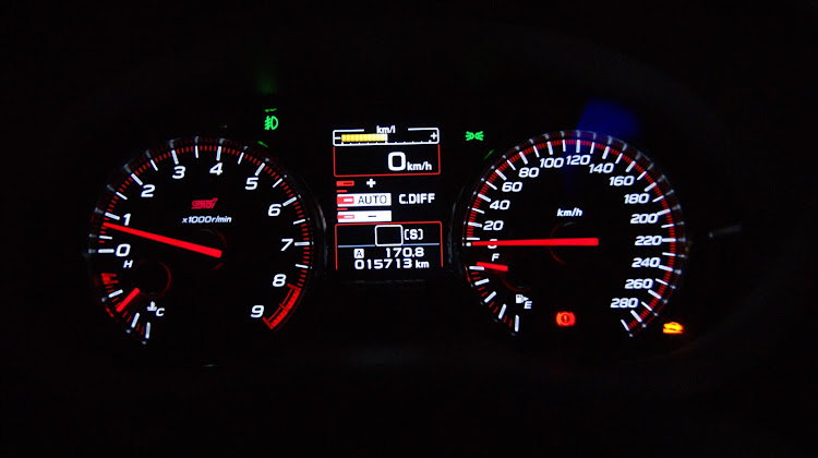 WRX STIのフォグランプ点灯確認・夜間走行・一眼レフ初心者・ボッチでの夜間撮影に関するカスタム事例の投稿画像8枚目