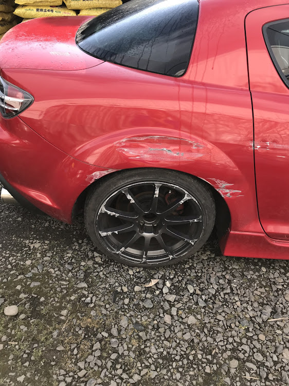RX-8の事故・事故には気をつけよう・無謀運転・スポ車・ドライブに関するカスタム事例の投稿画像2枚目