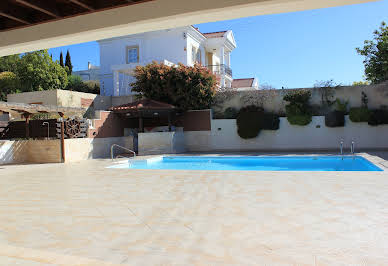 Villa with pool and terrace 3