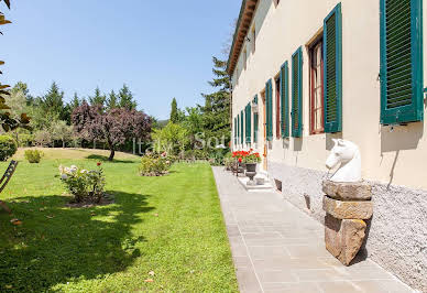 Villa avec piscine et jardin 4