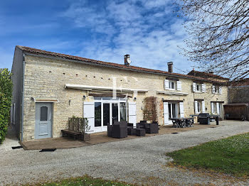 maison à Coulgens (16)