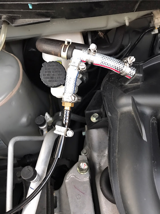 マーチの秋の気配・シルバーウィーク・DIY・トラブルに負けるな・追加メーター取付中に関するカスタム事例の投稿画像4枚目