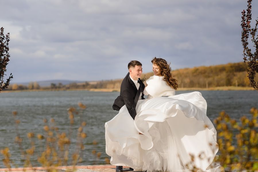 Wedding photographer Oksana Skorpan (oxyc). Photo of 13 May 2019