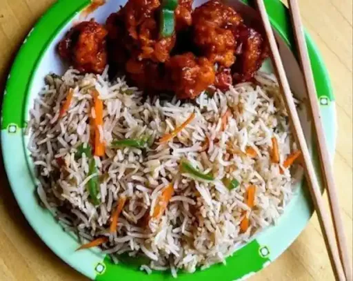 Veg Fried Rice With Chicken Manchurian [1 Piece]