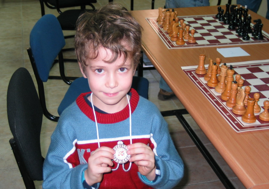 Greensboro kids challenge chess master