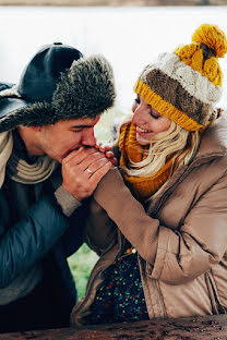 Wedding photographer Anastasiya Korotkikh (fuxiya). Photo of 24 December 2015