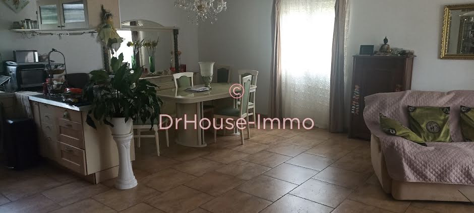 Vente maison 4 pièces 140 m² à Saint-Laurent-d'Aigouze (30220), 410 000 €