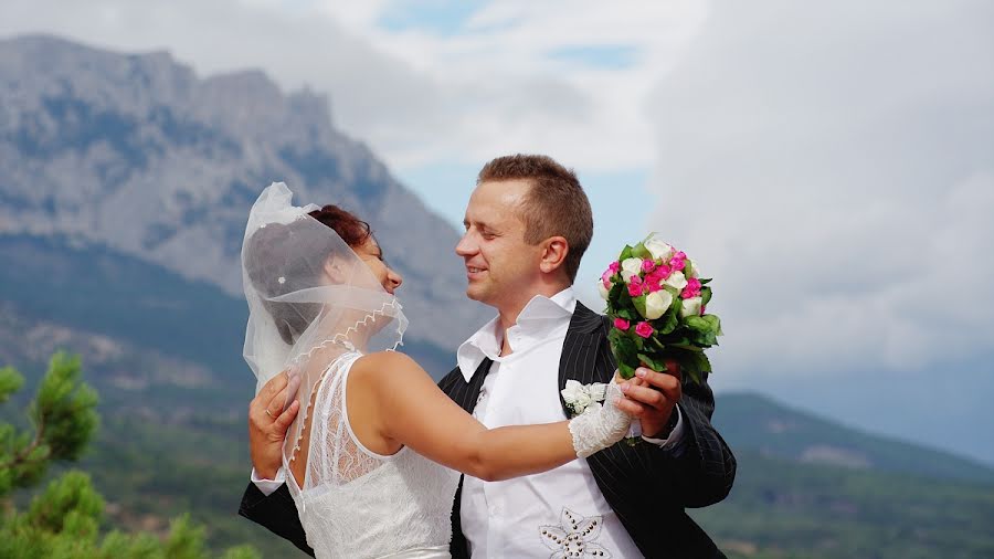 Wedding photographer Vitaliy Vdovin (massanderos). Photo of 13 September 2013