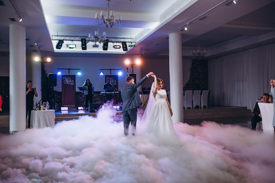 Fotografo di matrimoni Iren Bondar (bondariren). Foto del 12 maggio 2019