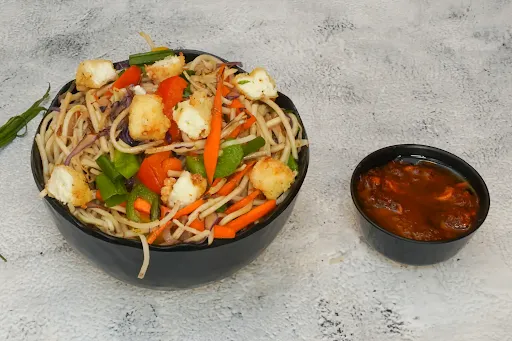 Paneer Hakka Noodles