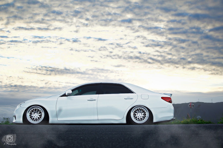 マークXのwhistler wheels・GRX130・NikonD5600・堤防・ドライブに関するカスタム事例の投稿画像1枚目