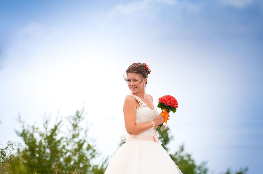 Fotógrafo de bodas Elena Kopytova (novoross). Foto del 5 de octubre 2013