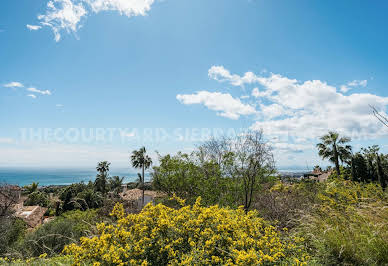 Land with panoramic view 3