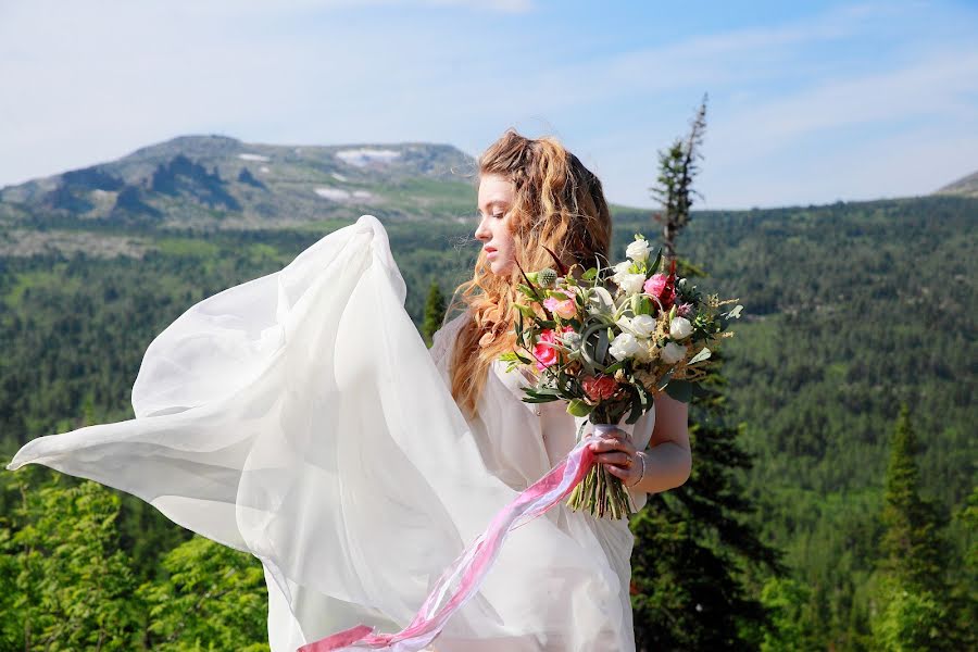 Photographe de mariage Alisa Pukhalskaya (alice777). Photo du 17 février 2017