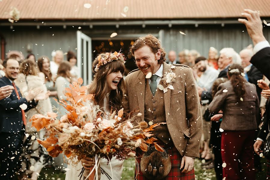 Fotógrafo de bodas Karoline James-Griffiths (regenweibchen). Foto del 6 de enero 2023