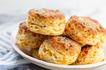 Cheddar Bay Biscuits