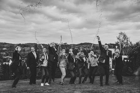 Fotógrafo de casamento Marian Vaňáč (fotomarian). Foto de 18 de outubro 2021