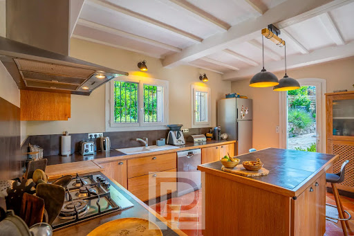 Villa with pool 5