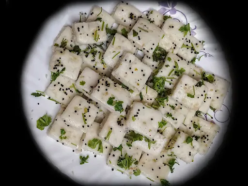 White Dhokla