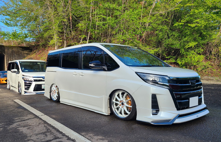 ノアの春サム・GW・イベント参加・5月もよろしくお願いしますに関するカスタム事例の投稿画像2枚目