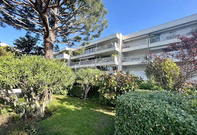 Apartment with terrace 1