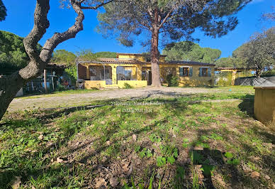 Villa with garden and terrace 19