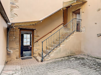 maison à La Roche-Vineuse (71)