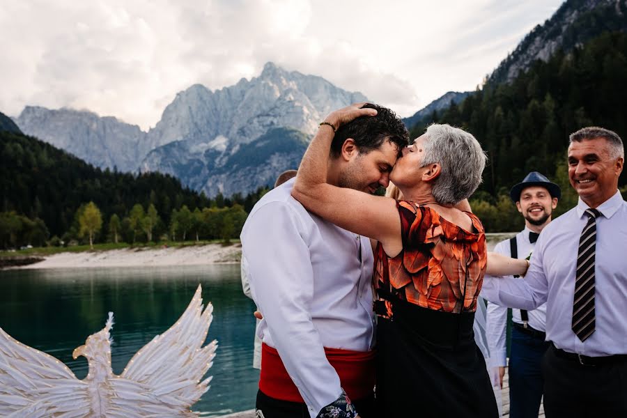 Fotografo di matrimoni Polona Avanzo (avanzo). Foto del 19 marzo 2019