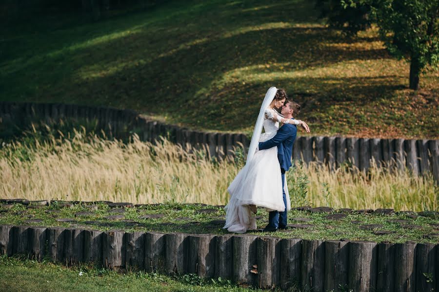 Fotografo di matrimoni Anna Sushkova (anich). Foto del 11 ottobre 2018