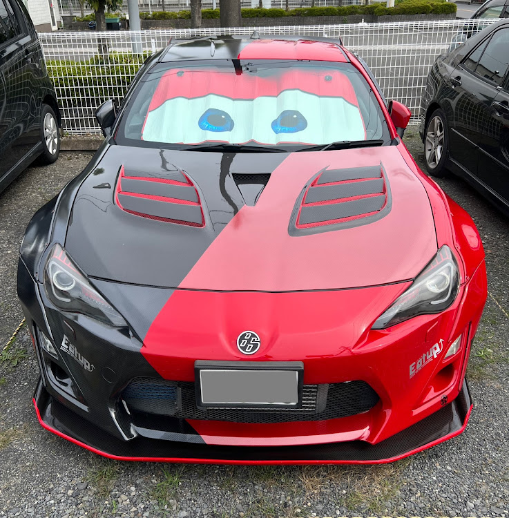 86のEat up⤴️・ロケットバニー86・やっぱりお尻は大事・斜めカラー・カーズサンシェードに関するカスタム事例の投稿画像1枚目