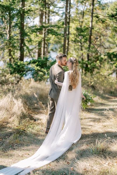 Fotógrafo de casamento Olga Andreyanova (olgaandreyanova). Foto de 21 de novembro 2023