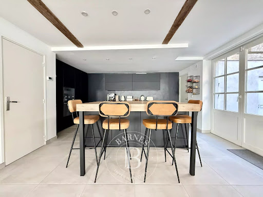 House 5