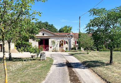 House with pool and terrace 1