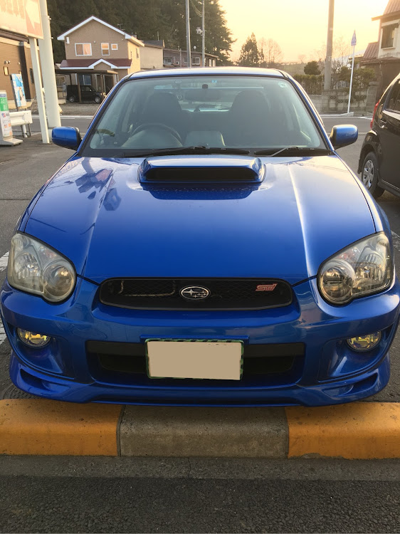 インプレッサ WRX STIのエムズガレージ・ホイール交換・タイヤ交換・エンジンオイル交換に関するカスタム事例の投稿画像1枚目