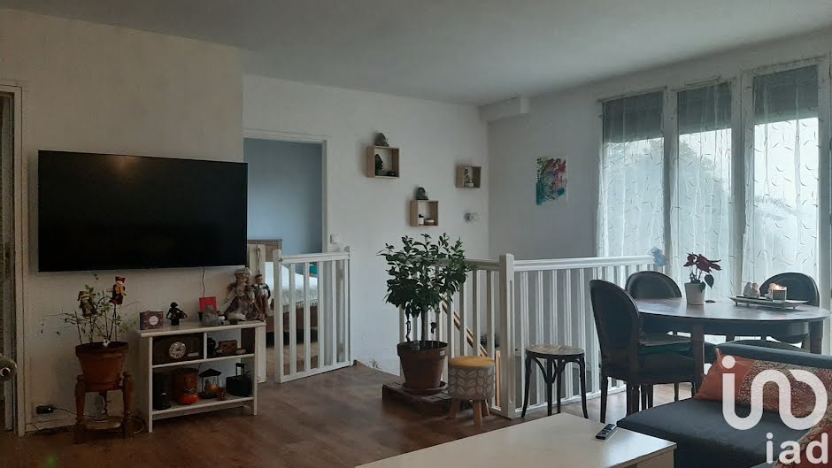 Vente appartement 6 pièces 105 m² à Rosny-sous-Bois (93110), 270 000 €