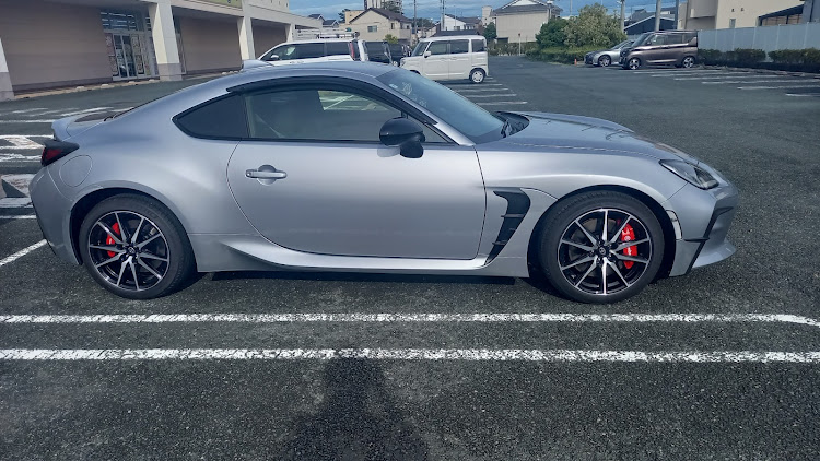 GR86のじじいレーシング八十六さんが投稿したカスタム事例の投稿画像1枚目