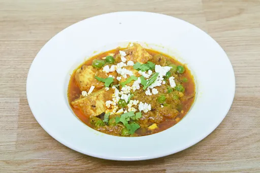 Matar Paneer